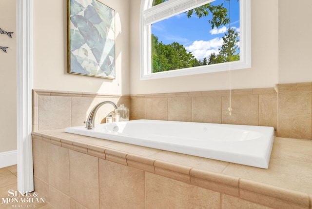 3325 Saint Andrews Dr, Port Huron, MI 48060 - bathroom featuring a bath