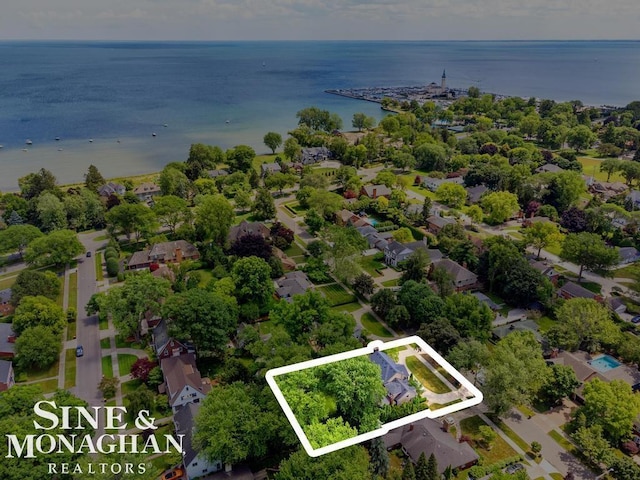 28 Hampton Rd, Grosse Pointe Shores, MI 48236 - aerial view of residential area with a large body of water and property parcel outlined