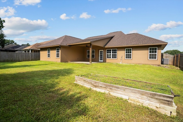 174 Cedar Hill Loop, Lufkin, TX 75904 - back of property featuring a ceiling fan, a patio, central air condition unit, and roof with shingles