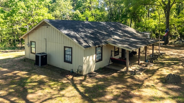 914 County Road 849, Cushing, TX 75760 - view of side of home