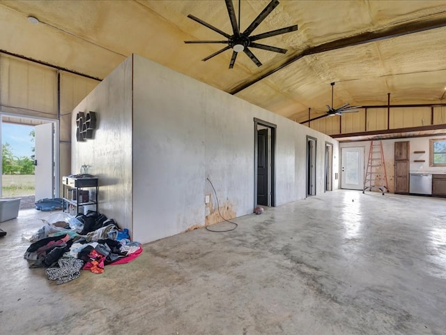 garage with ceiling fan
