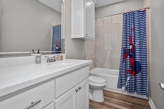 1755 Cc Rd, Diboll, TX 75941 - bathroom with vanity, wood finished floors, and shower / tub combo with curtain