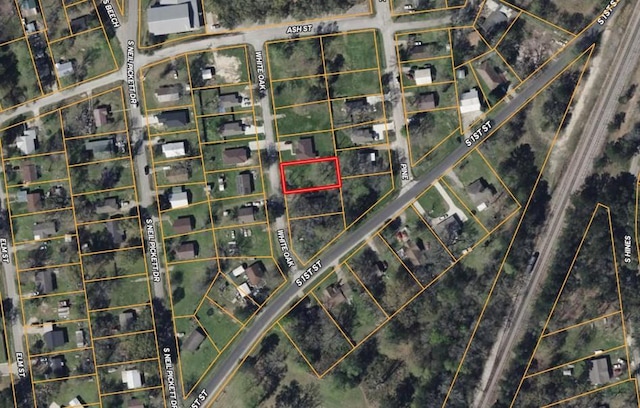 309 White Oak, Diboll, TX 75941