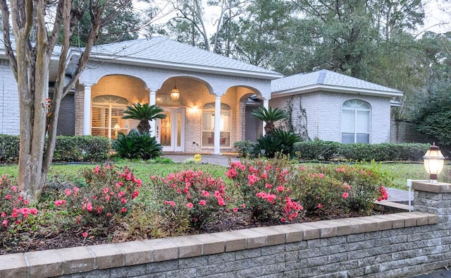 view of front of house featuring covered porch