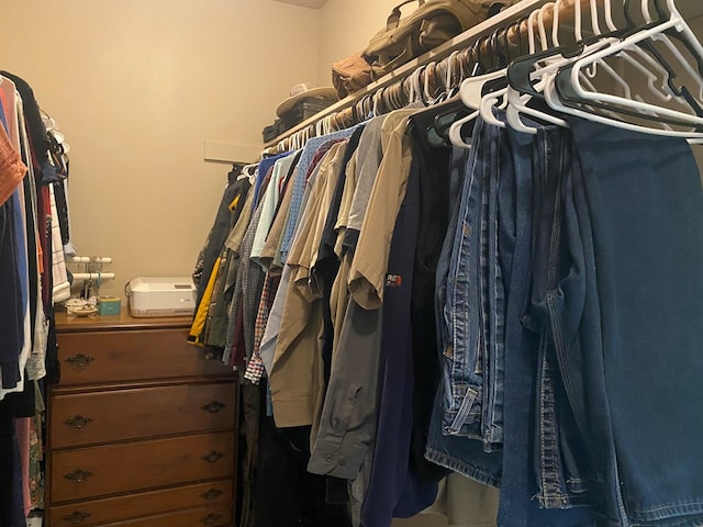429 Derek Rd, Lufkin, TX 75904 - view of walk in closet