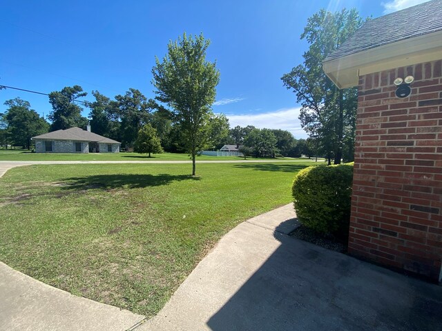 429 Derek Rd, Lufkin, TX 75904 - view of green lawn