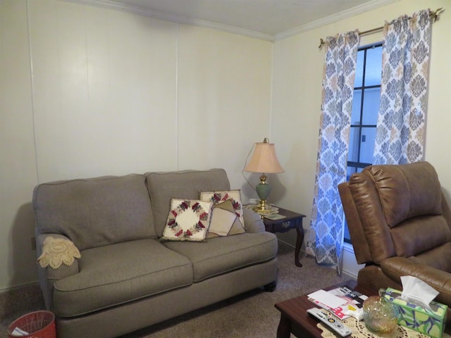 carpeted living room featuring crown molding