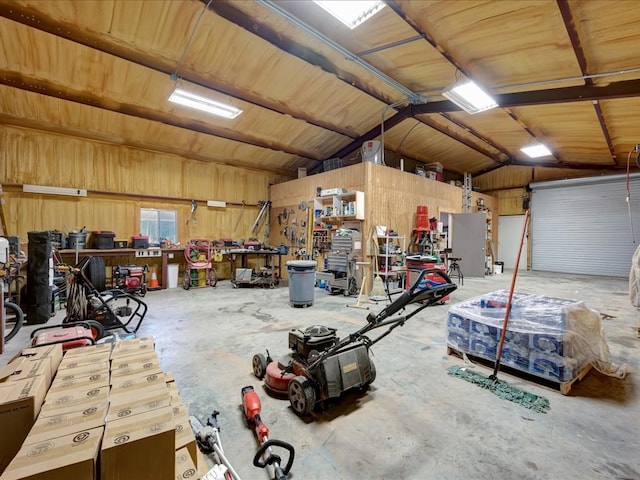 410 Brentwood Dr, Lufkin, TX 75901 - garage with a workshop area
