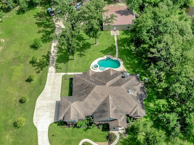 410 Brentwood Dr, Lufkin, TX 75901 - aerial view of a pool area