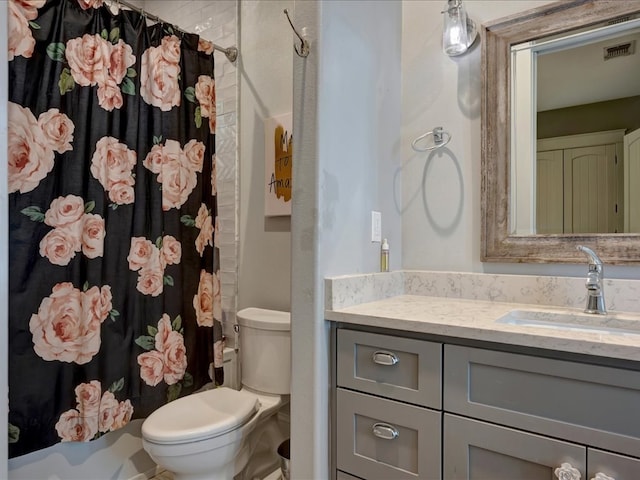410 Brentwood Dr, Lufkin, TX 75901 - full bathroom featuring vanity and a shower with curtain