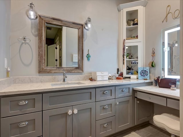 410 Brentwood Dr, Lufkin, TX 75901 - full bath with vanity