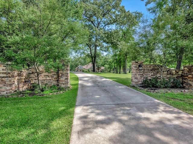 410 Brentwood Dr, Lufkin, TX 75901 - view of concrete surface