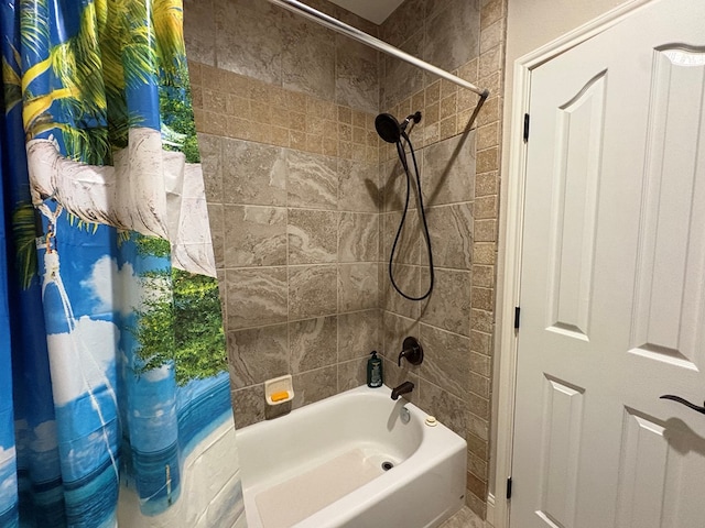 300 Deer Trace Blvd, Diboll, TX 75941 - bathroom featuring shower / bathtub combination with curtain