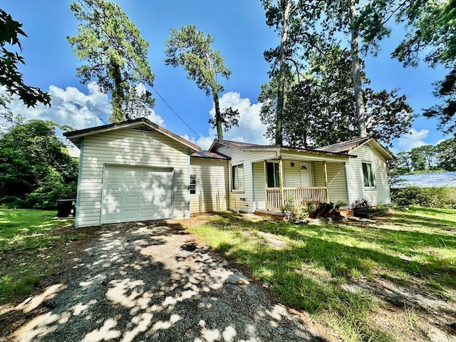 312 Temple, Woodville, TX 75979 - photo 1