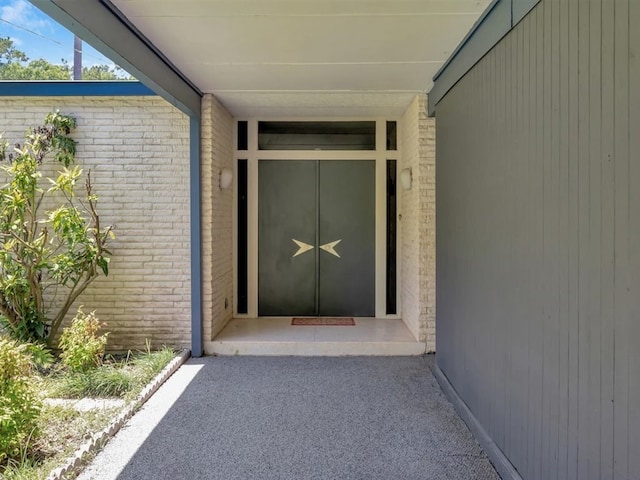 1946 Southview Cir, Center, TX 75935 - view of exterior entry with brick siding