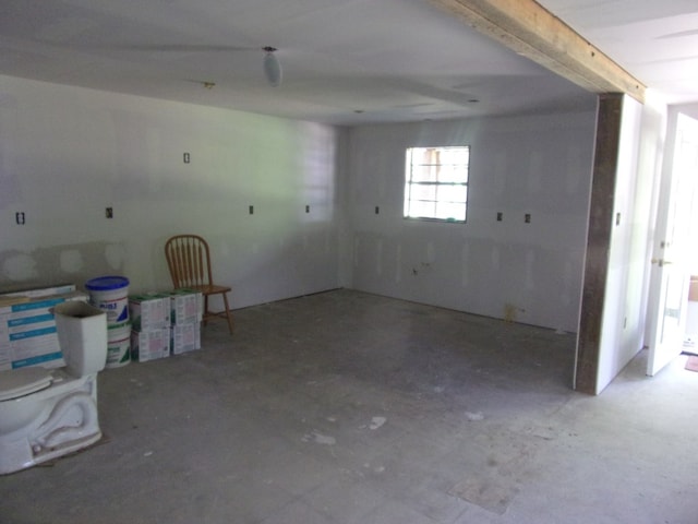 428 Holiday Cir, Hemphill, TX 75948 - interior space featuring unfinished concrete floors