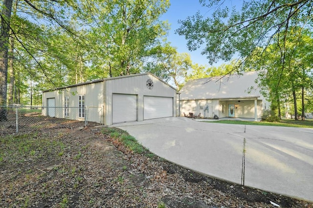 245 Shadow Dr, Hemphill, TX 75948 - view of detached garage
