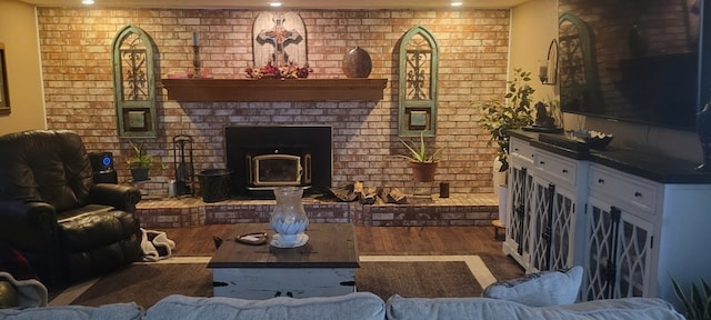 living room featuring wood finished floors