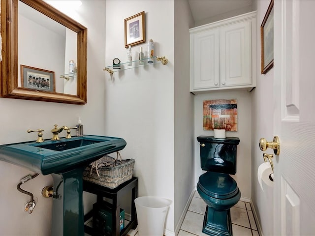 325 Evans Gann Rd, Lufkin, TX 75904 - bathroom featuring toilet and tile patterned flooring