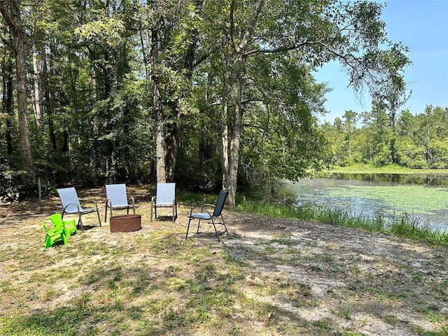 view of yard with a water view