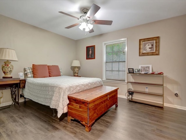 2600 Dogwood St, Nacogdoches, TX 75965 - bedroom with wood finished floors and a ceiling fan