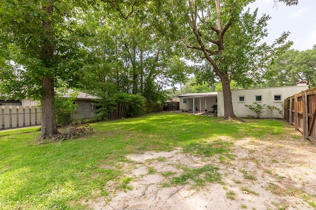 1402 Robinwood, Lufkin, TX 75904 - view of yard