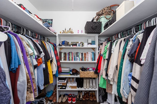 1402 Robinwood, Lufkin, TX 75904 - view of walk in closet