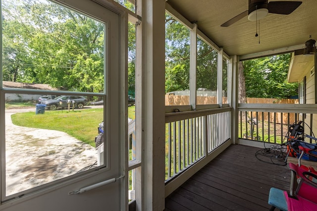 225 Jerri St, Lufkin, TX 75901 - sunroom / solarium with ceiling fan