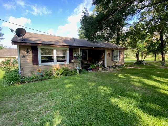 522 Mount Carmel Rd, Hudson, TX 75904 - view of front of home featuring a front yard