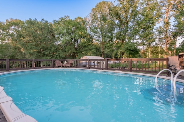 view of swimming pool