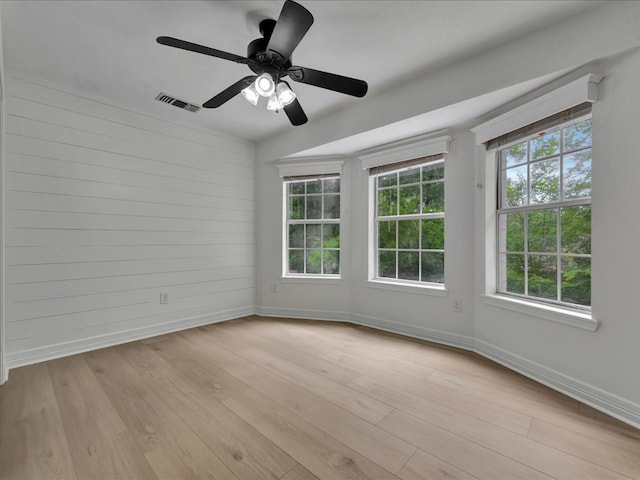 107 Bending Oak Dr, Lufkin, TX 75904 - unfurnished room featuring light wood-type flooring and a ceiling fan