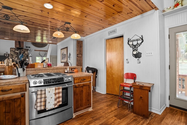 183 Holly Cir, Etoile, TX 75944 - kitchen featuring stainless steel range with electric stovetop, crown molding, wood ceiling, dark wood-style flooring, and light countertops