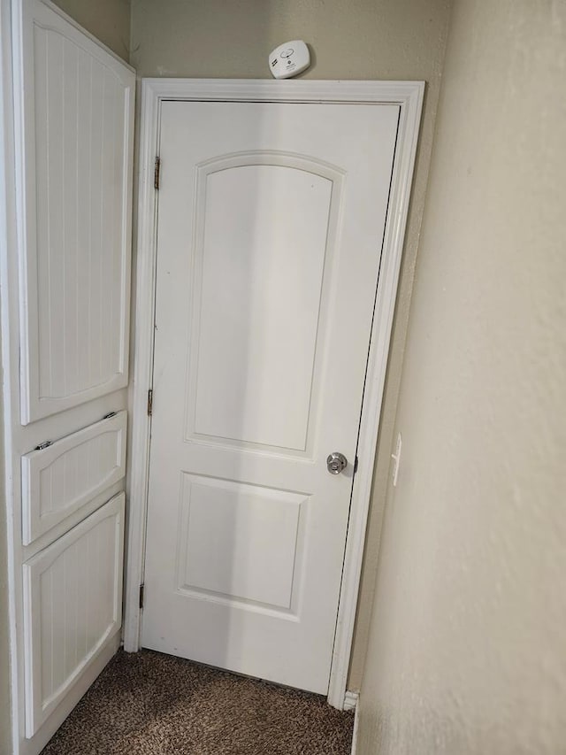 1805 Hanks St, Lufkin, TX 75904 - detailed view of carpet and a smoke detector