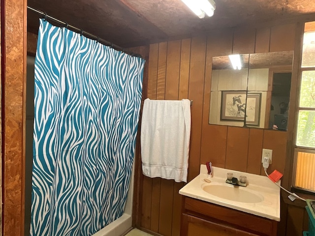 4499 Weaver Bend Rd, Huntington, TX 75949 - bathroom with a shower with shower curtain and vanity