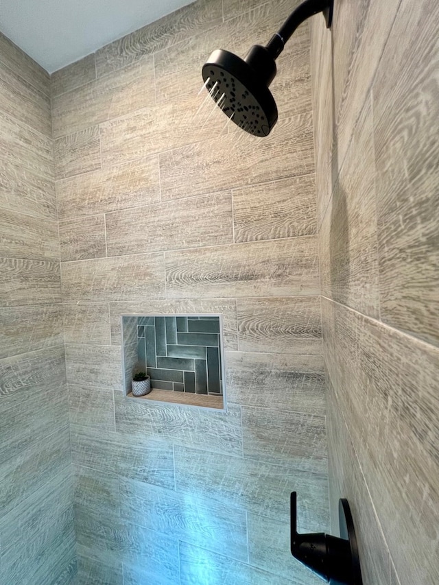 105 Cooper Rd, Zavalla, TX 75980 - bathroom view of a tile shower