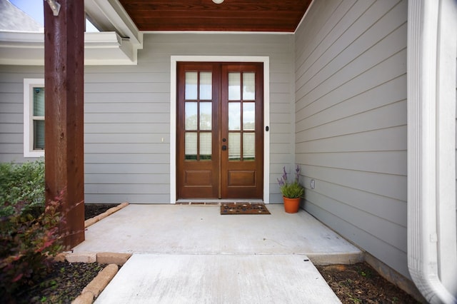 169 Shady Oaks Loop, Lufkin, TX 75904 - entrance to property with french doors