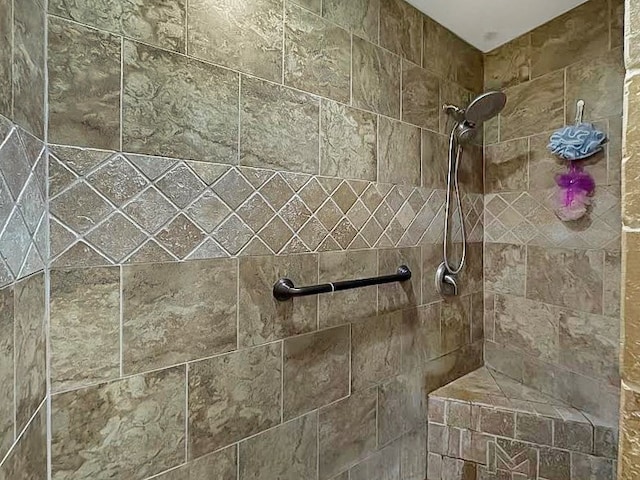 341 Red Wolf Ln, Brookeland, TX 75931 - bathroom featuring tiled shower