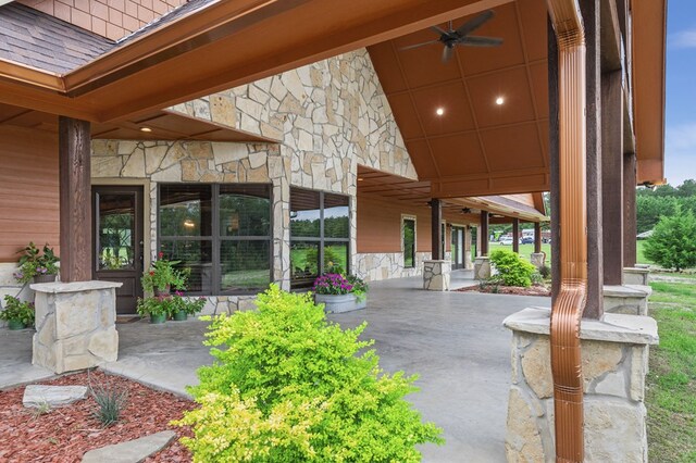 view of patio with ceiling fan