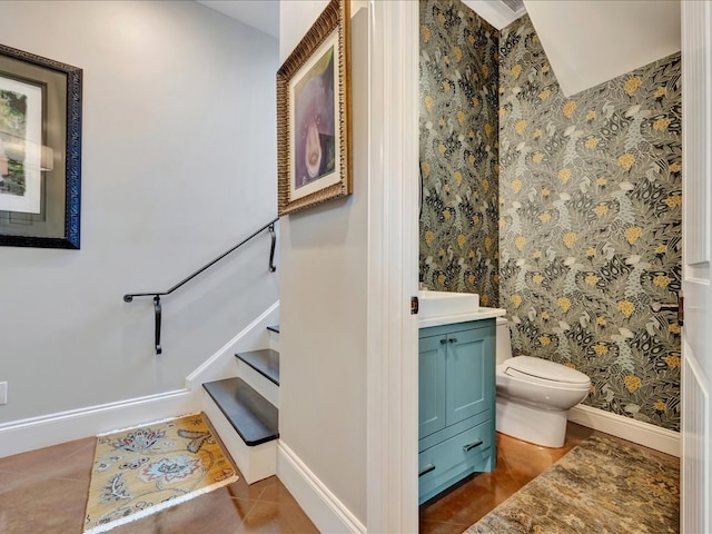 1811 Caspers Cv, Lufkin, TX 75904 - bathroom featuring tile patterned floors and vanity