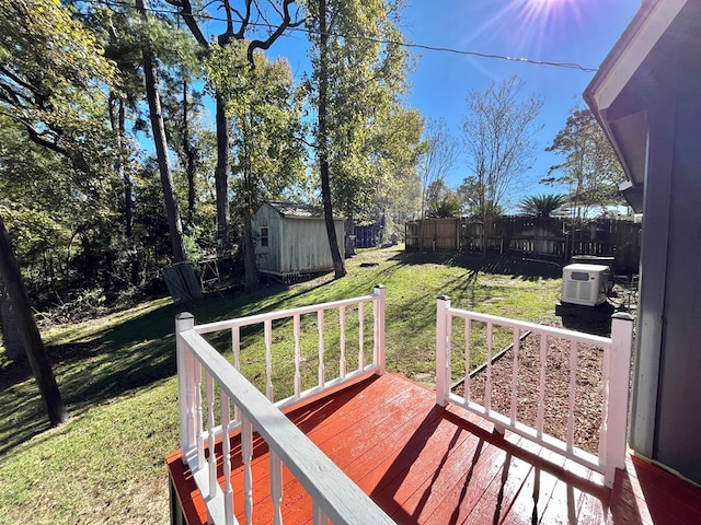670 Cedar Crest Cir, Hemphill, TX 75948 - deck featuring a cooling unit