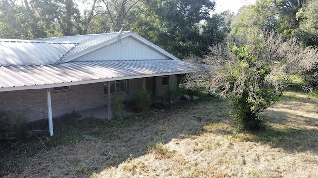 view of property exterior