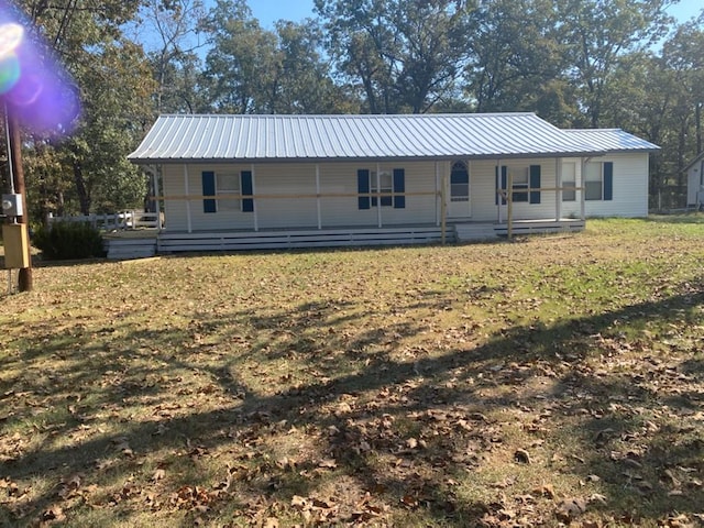 view of front facade featuring covered porch