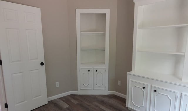 1604 Lilac Ave, Lufkin, TX 75901 - view of closet