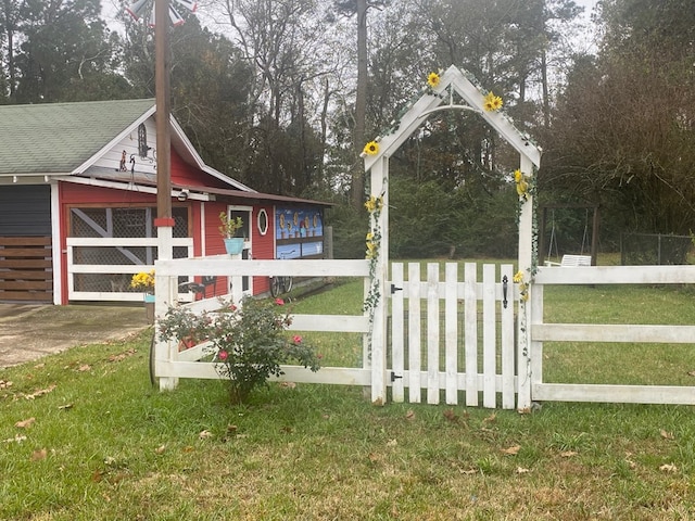 exterior space with a yard