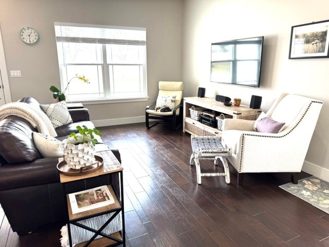 304 Lcr 485, Mexia, TX 76667 - living room with dark wood-type flooring and baseboards