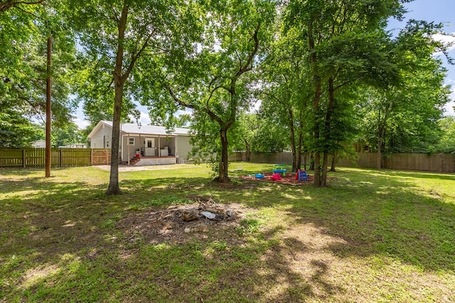 240 W 7th St, Trinity, TX 75862 - view of yard