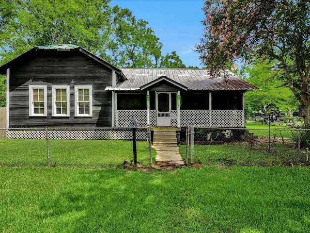 203 Chandler St, Diboll, TX 75941 - view of front of property featuring a metal roof