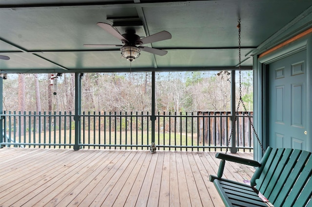 deck with ceiling fan