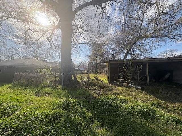 view of yard featuring fence