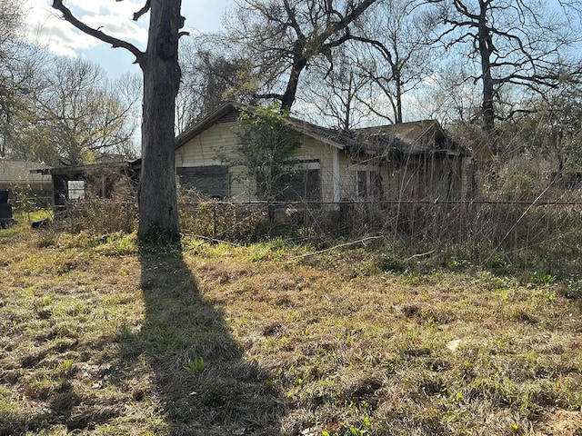 view of property exterior